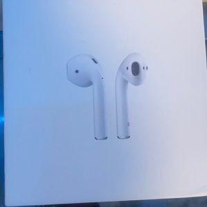 AirPods
